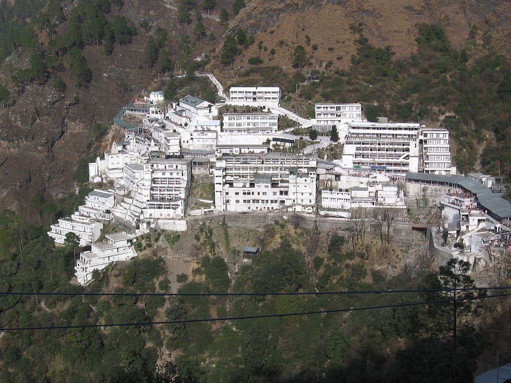 Vaishno Devi Darshan - Pilgrims Quota from Outside Jammu & Kashmir Raised To 500 Daily