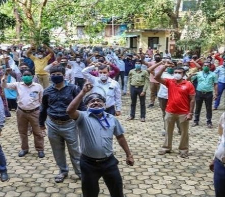 Electricity cuts in Uttar Pradesh: Eastern UP there has been no electricity for the last 30 hours.