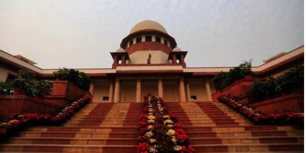 HC issues notice to leaders including Sonia, Rahul on plea seeking to implead them