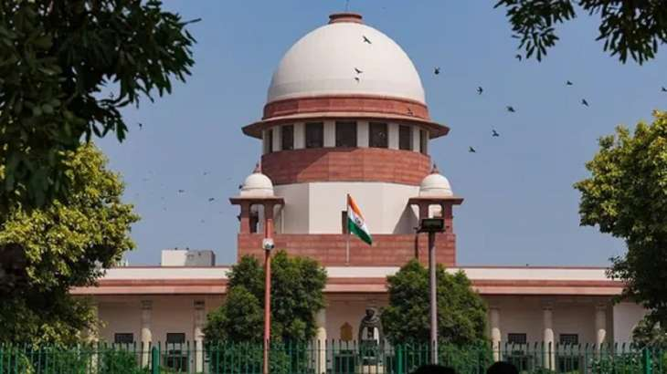 Supreme Court on Bengal SIR: No Stay, DGP Gets Notice