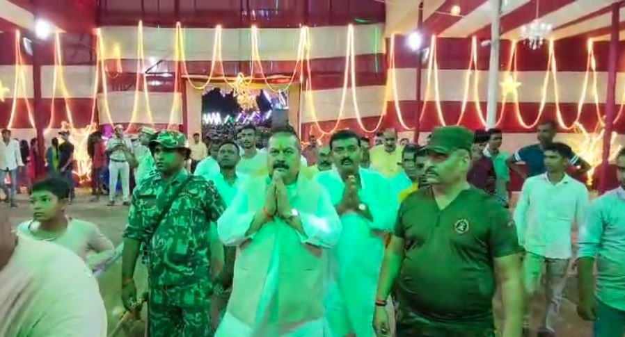 Jehanabad MP Dr Surendra Prasad Yadav durind durga puja