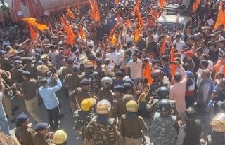Thousands from Hindu Organizations Protest for Mosque Removal in Uttarkashi, Clashes with Police