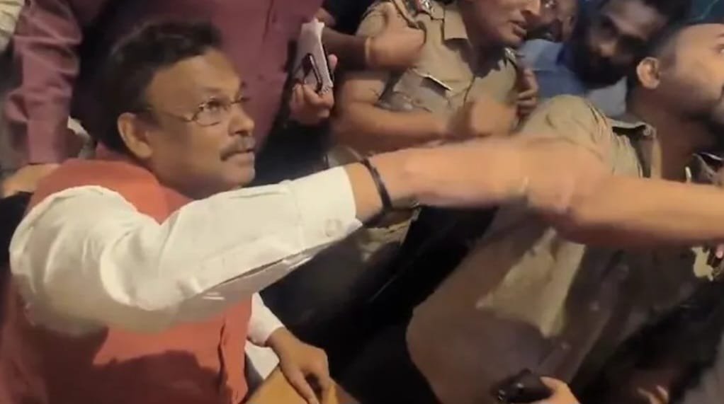 "Accusations of Cash Distribution Against BJP National General Secretary Vinod Tawde; FIR Filed by Election Commission, Opposition Leaders Including Rahul Gandhi Launch Attacks"