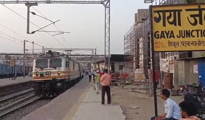 India's Next-Gen Speed Train Hits 160 kmph: Successful Trial Run Breaks Vande Bharat Record