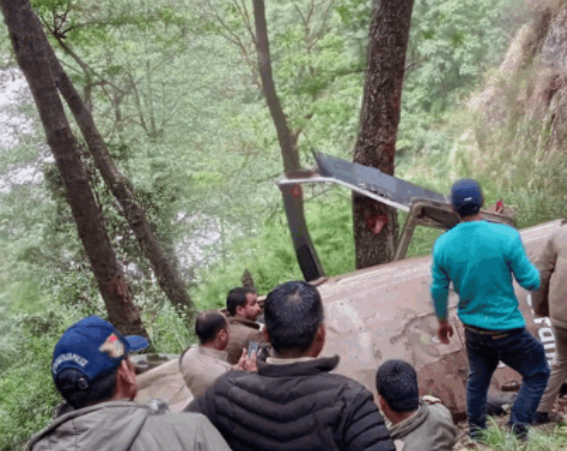 Gangotri Helicopter Crash: 5 Pilgrims Dead
