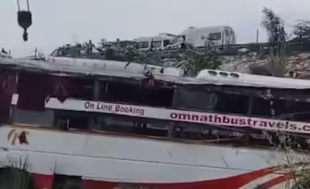 Bihar to Delhi Double-Decker Bus Overturns in Etawah, 2 Dead