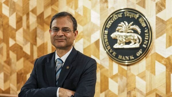 RBI Keeps Repo Rate Unchanged, Loan EMIs Remain Unaffected