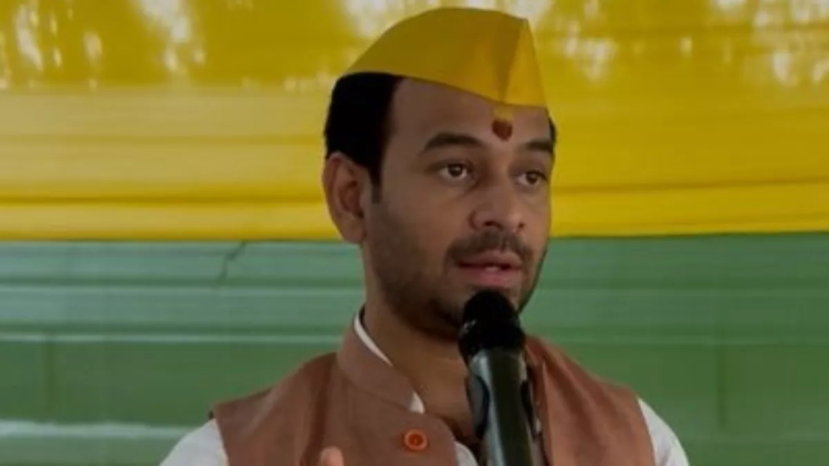 Bihar Politics: Tej Pratap Yadav’s ‘Jaichand’ Remark Triggers Political Buzz