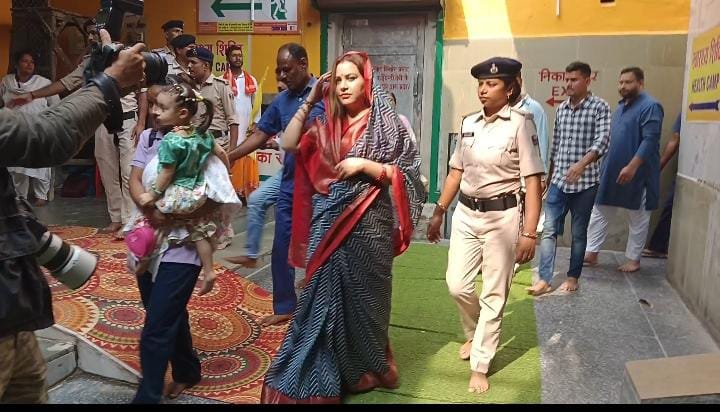 Lalu Yadav Performs Pind Daan at Gaya Pitrapaksha Mela 2025