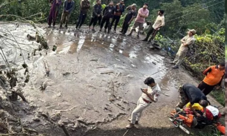 Wreck of disaster: huge devastation due to cloud burst in Jammu and Kashmir