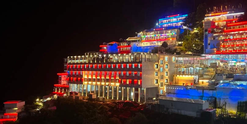 Maa Vaishno Devi Yatra Resumes: Devotees Rejoice