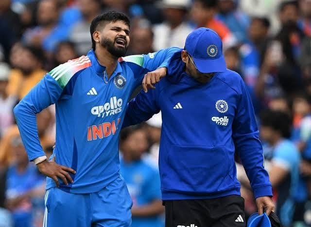 Shreyas Iyer Injured in ODI vs Australia, Admitted to Hospital