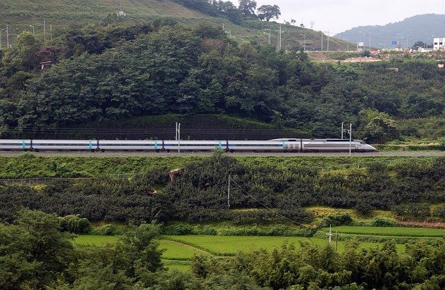 Varanasi–Siliguri High-Speed Rail via Bihar
