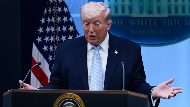 Trump Warns Iran Over Hormuz Strait Toll Plan