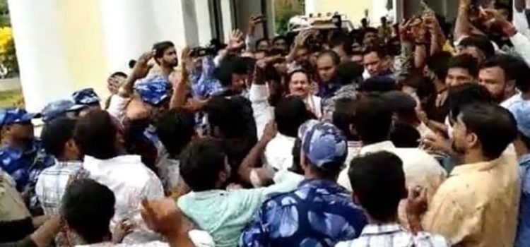 BJP President JP Nadda had to face loud protest on Saturday from students of Patna University