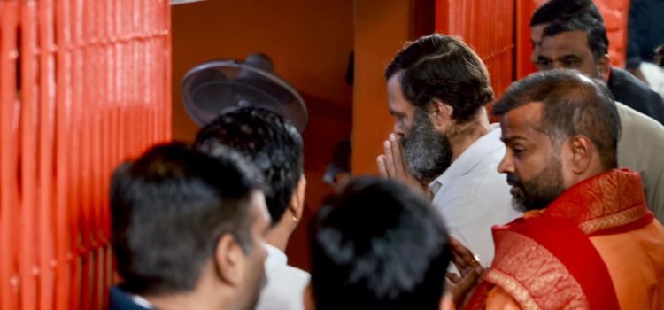 Rahul Gandhi visits Hanuman Temple, Resumes Bharat Jodo Yatra, Headed To UP
