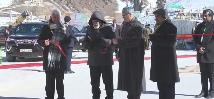 PM Modi Inaugurates Z-More Tunnel in Sonamarg, Omar Abdullah Demands Full Statehood for Jammu and Kashmir