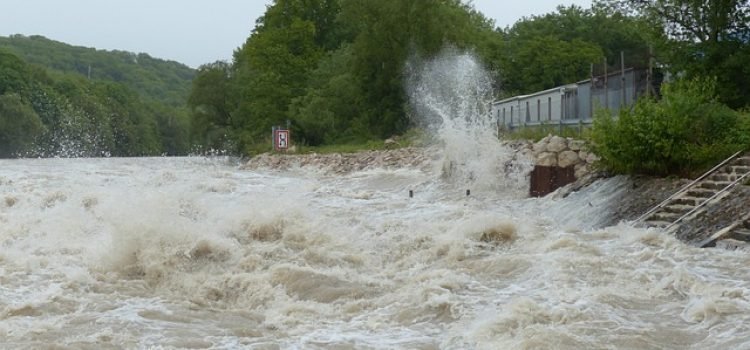 Heavy Rain Wreaks Havoc Across India Floods, Landslides & Alerts