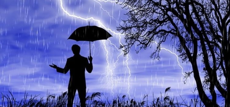 Heavy Rain and Lightning Alert in Bihar, Winds at 60 Kmph