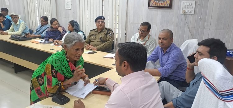 Jehanabad News 66 applications received in DM's Janata Darbar