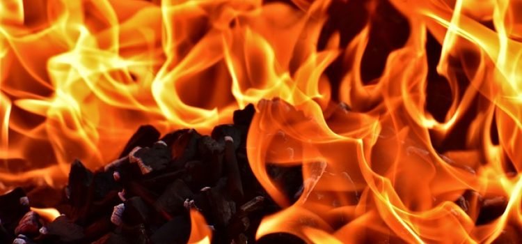 Massive Fire in LIC Building in Patna, Heavy Loss, Full Report