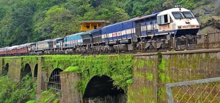 New Train Ticket Booking Rules from Jan 12 for Aadhaar Use