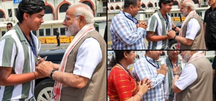 PM Narendra Modi meets Cricketer Vaibhav Sooryavanshi and his Parents at Patna Airport