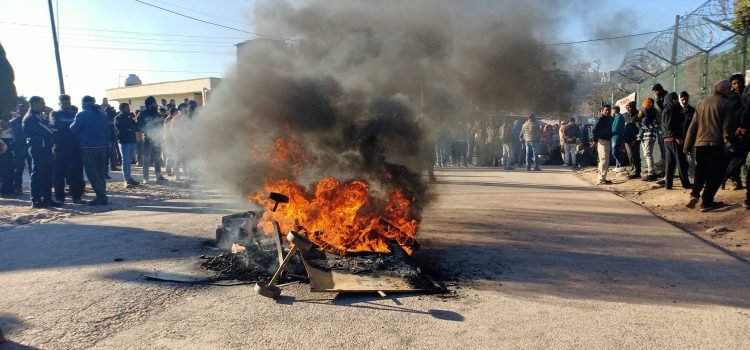 Protest outside army facility in Rajouri after 2 men shot de