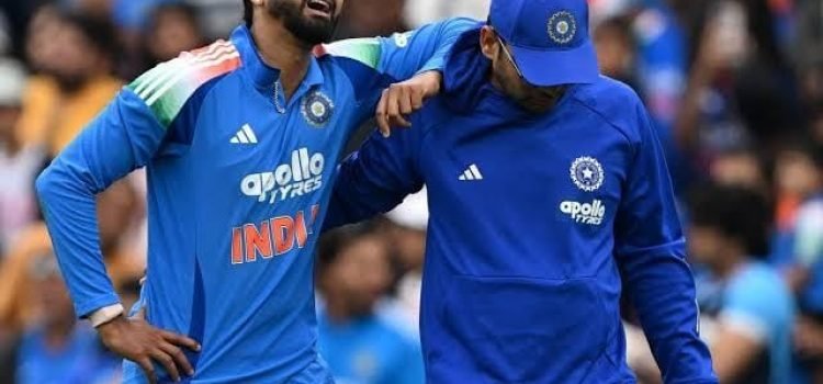 Shreyas Iyer Injured in ODI vs Australia, Admitted to Hospital