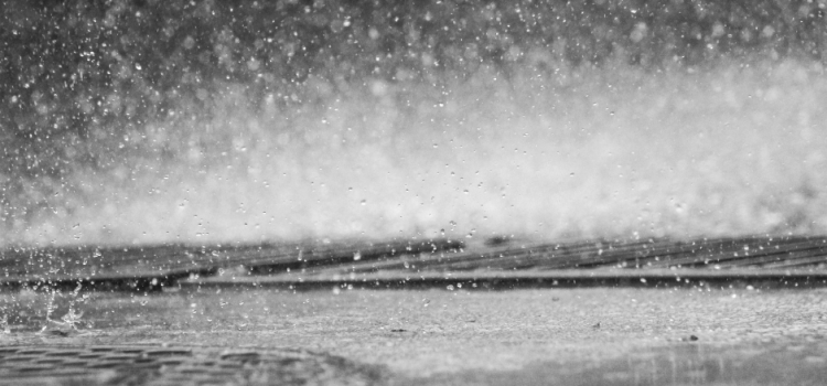 Weather Changes from Delhi-NCR to Uttarakhand; Cloudy Skies and Rain Persist, Expected to Continue for Two Days