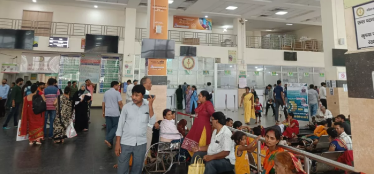 Patna AIIMS Strike: Junior Doctors Protest Against MLA