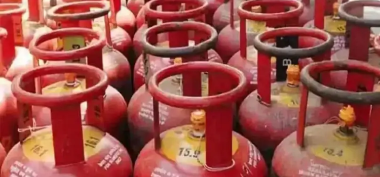 LPG Price Hike: Domestic Cylinder May Rise ₹50