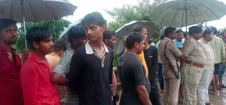 Gonda Tragedy: 11 Devotees Die as Bolero Falls into Canal