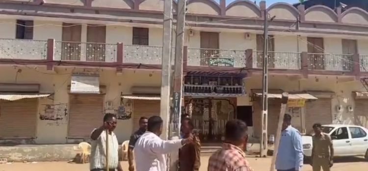 on camera, public flogging by cops after stone-throwing at g4439601729167433550.